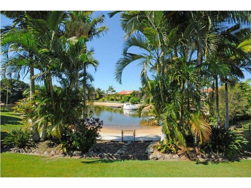 3 Braemer Court, Benowa Waters QLD 4217