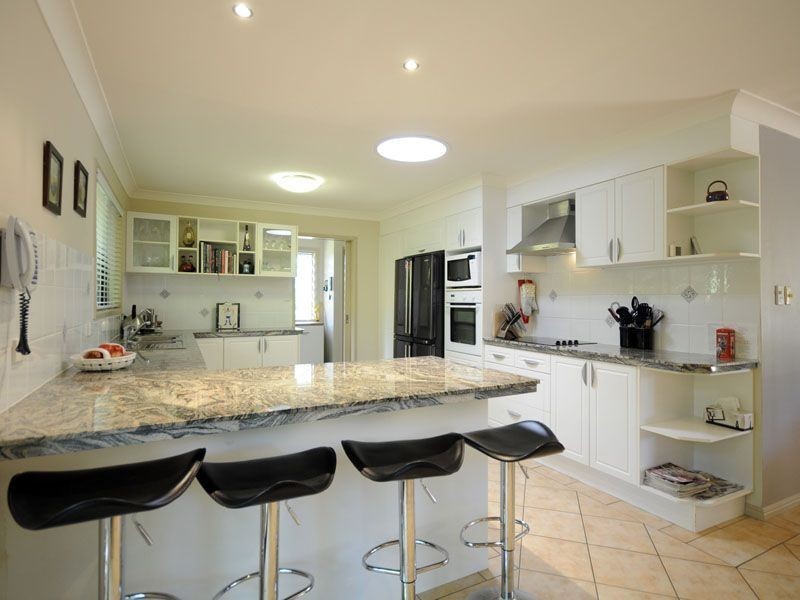 7 Gallileo Place, Mermaid Waters QLD 4218