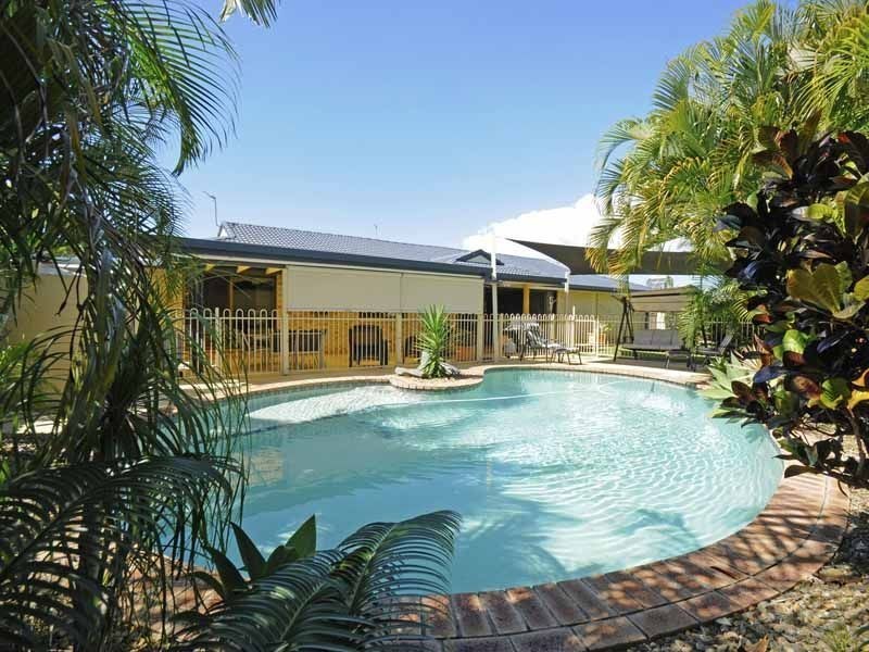 7 Gallileo Place, Mermaid Waters QLD 4218