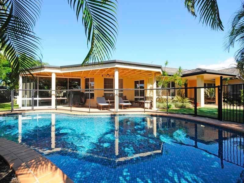 51 Charolais Crescent, Benowa Waters QLD 4217