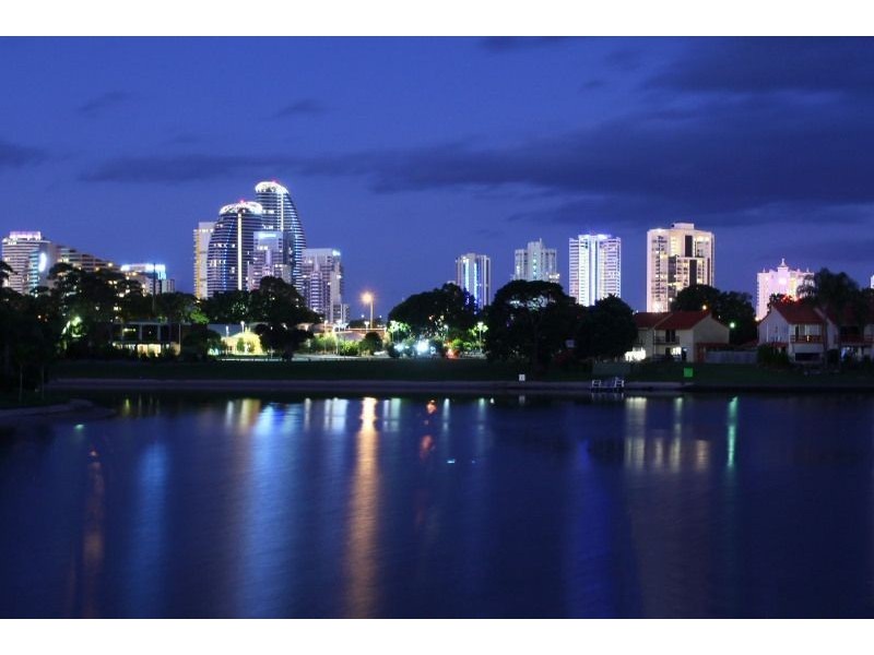 12 Sailaway Street, Mermaid Waters QLD 4218