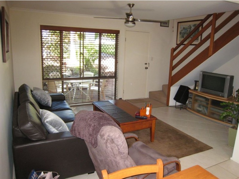1/33 Corunna Crescent, Ashmore QLD 4214