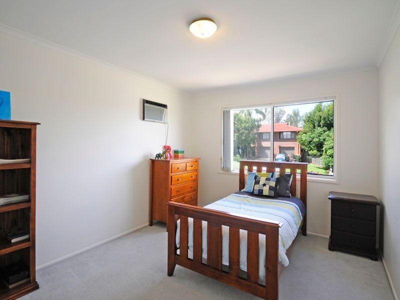31 Numeralla Ave, Ashmore QLD 4214