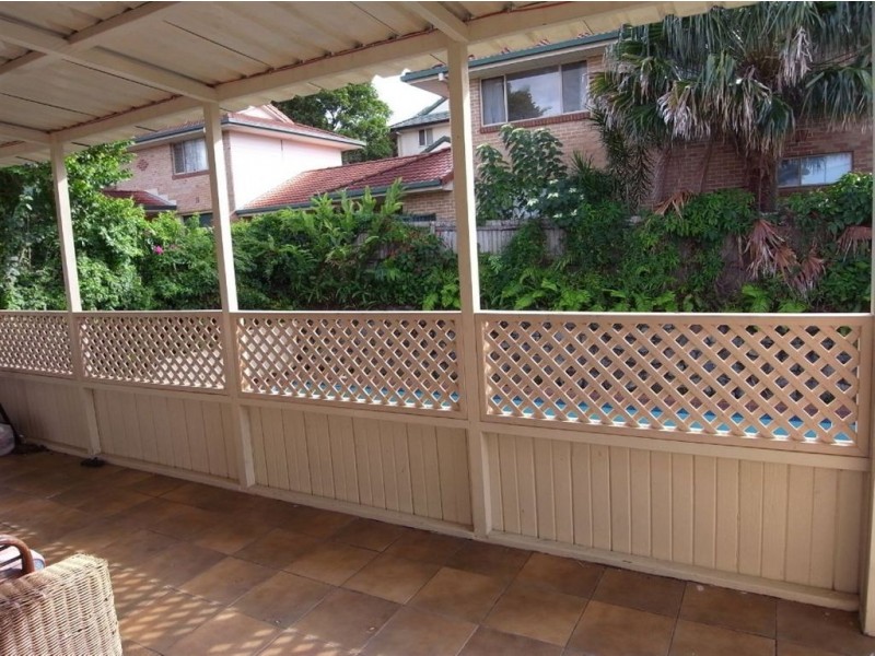 61 Eugaree Street, Southport QLD 4215