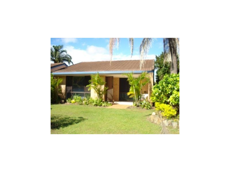 1/50 T E Peters Drive, Broadbeach Waters QLD 4218