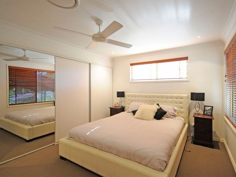 42 Yangoora Crescent, Ashmore QLD 4214