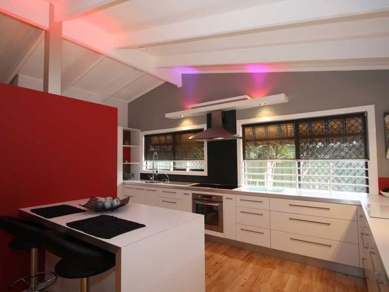 4 Theodore Place, Molendinar QLD 4214