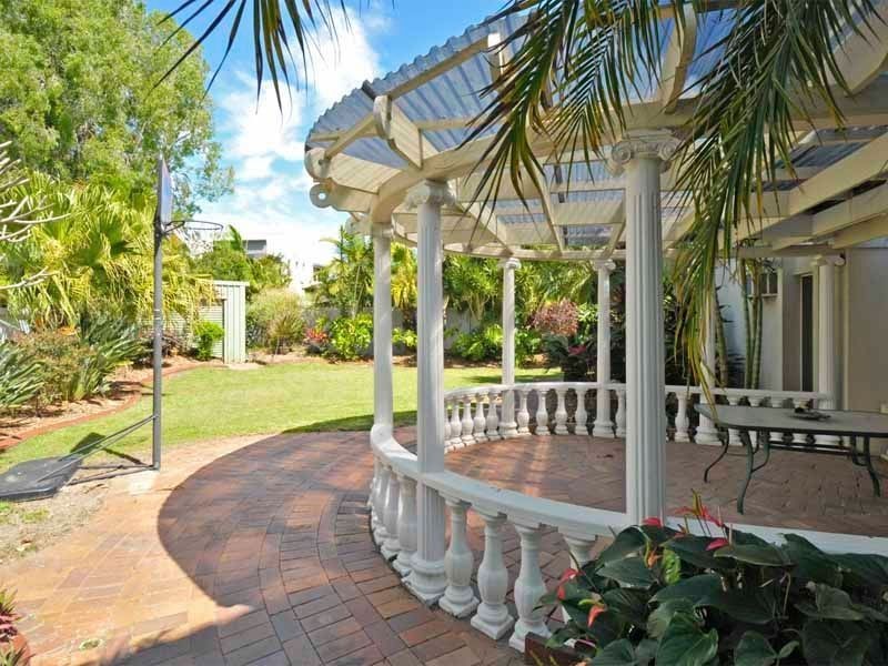 15 Marseille Court, Sorrento QLD 4217