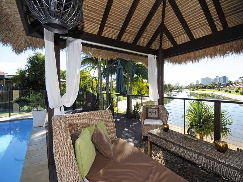202 Rio Vista Blvd, Mermaid Waters QLD 4218