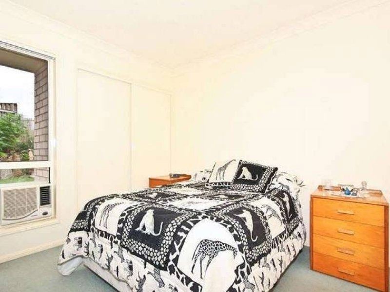 2 Paddington Drive, Carrara QLD 4211