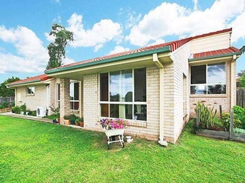 2 Paddington Drive, Carrara QLD 4211