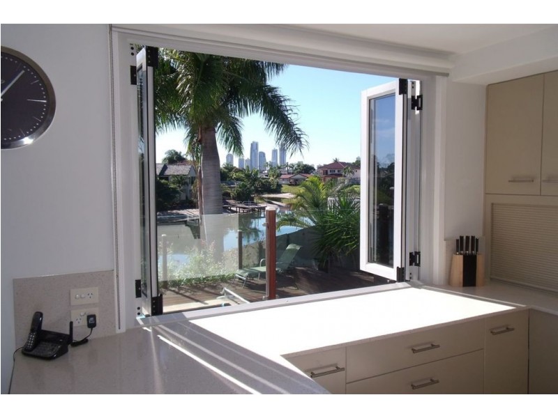 64 Claymore Crescent, Sorrento QLD 4217