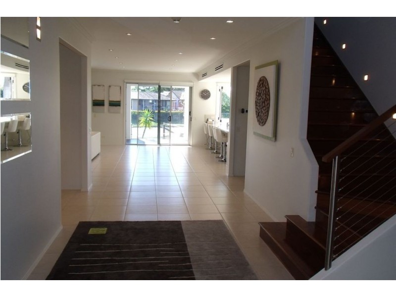 64 Claymore Crescent, Sorrento QLD 4217