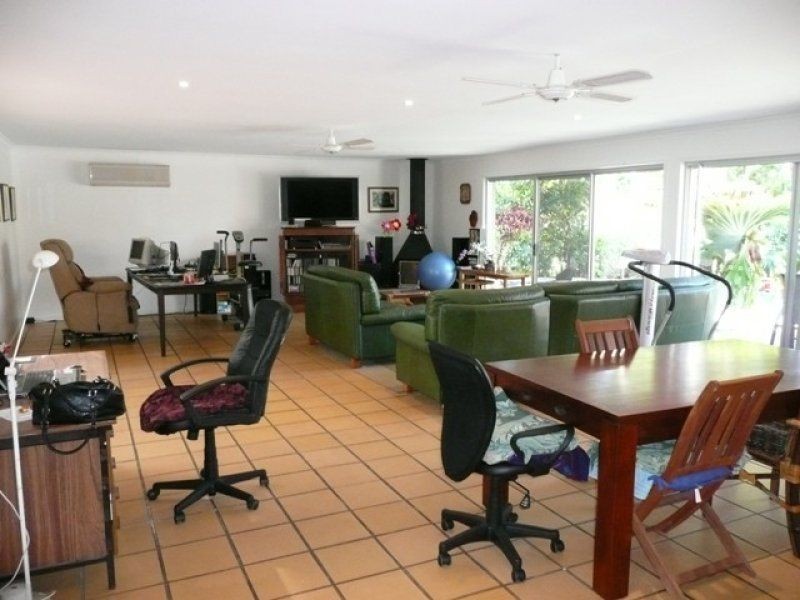 30 Karina Crescent, Broadbeach Waters QLD 4218