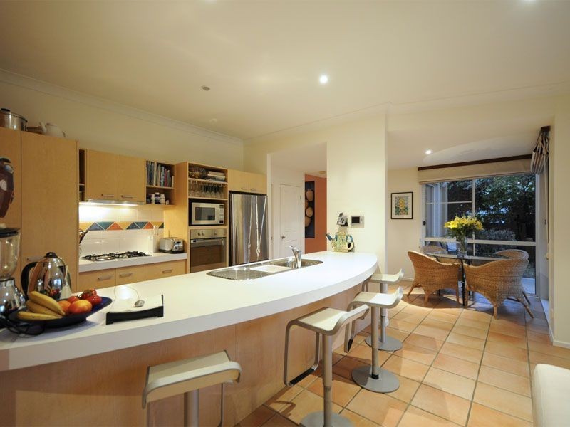 28 Savoy Drive, Broadbeach Waters QLD 4218
