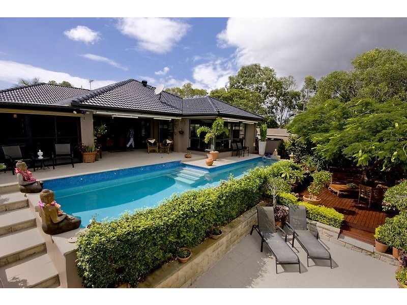 100 Upton Street, Bundall QLD 4217