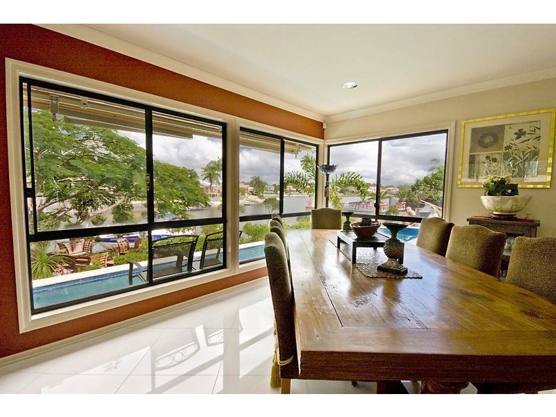 100 Upton Street, Bundall QLD 4217