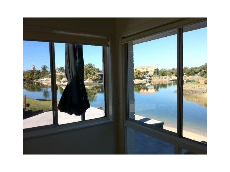 14 Palmetto Court, Broadbeach Waters QLD 4218