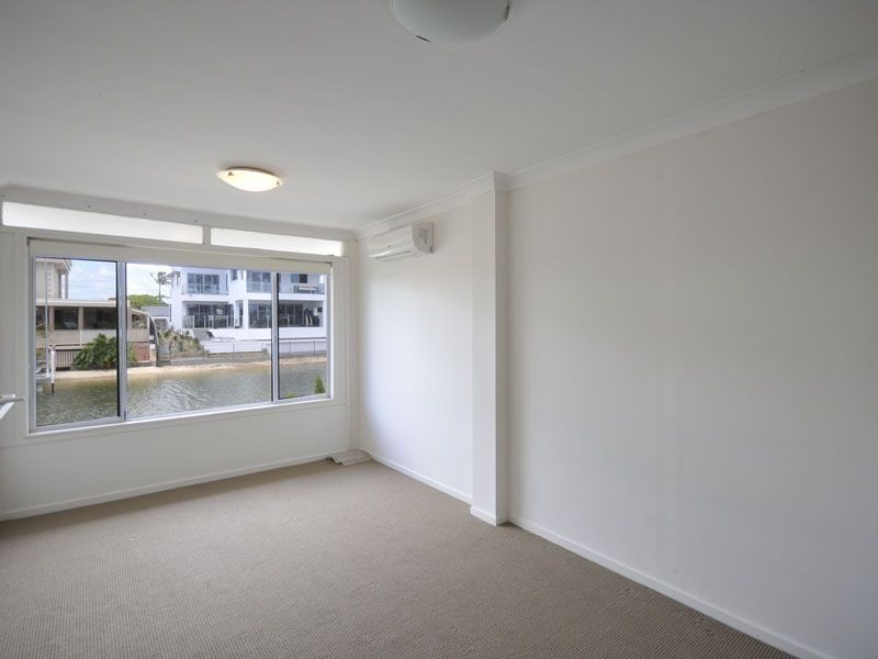 14 Palmetto Court, Broadbeach Waters QLD 4218