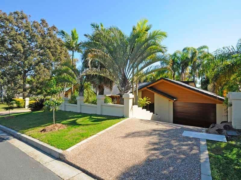 27 Ainsley Avenue, Ashmore QLD 4214