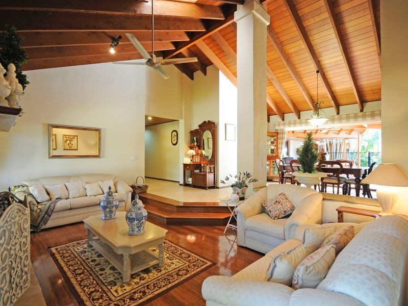 27 Ainsley Avenue, Ashmore QLD 4214