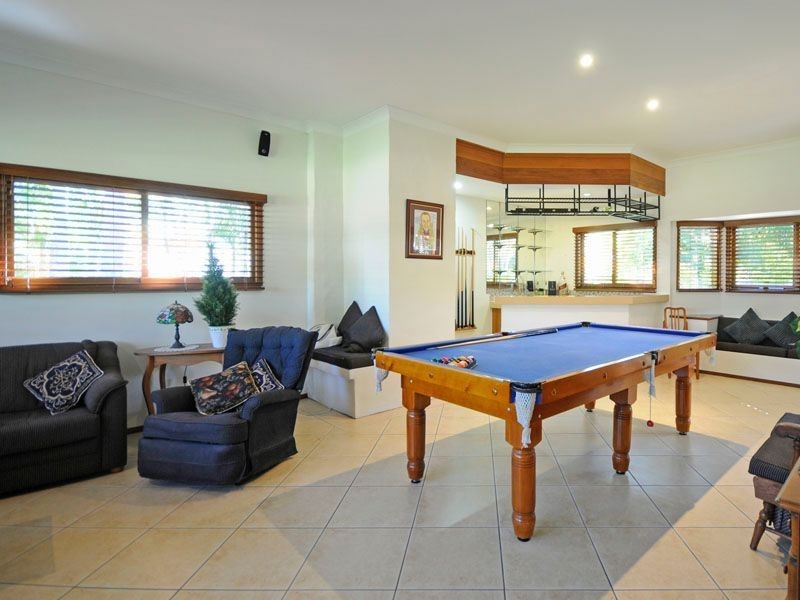 27 Ainsley Avenue, Ashmore QLD 4214