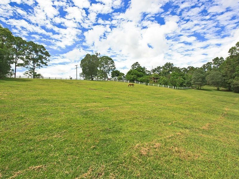 32 Mystery Road, Guanaba QLD 4210