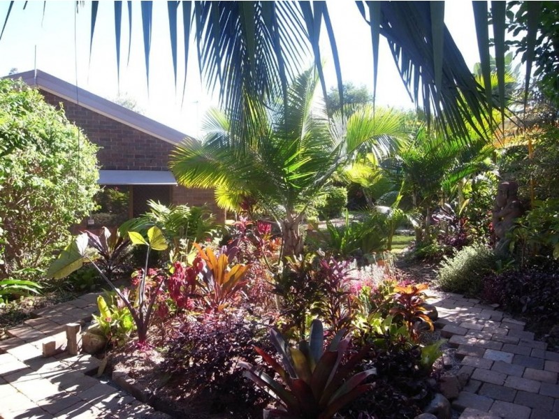 93 Parasol Street, Ashmore QLD 4214