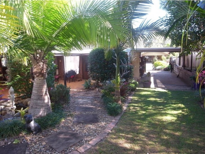 93 Parasol Street, Ashmore QLD 4214