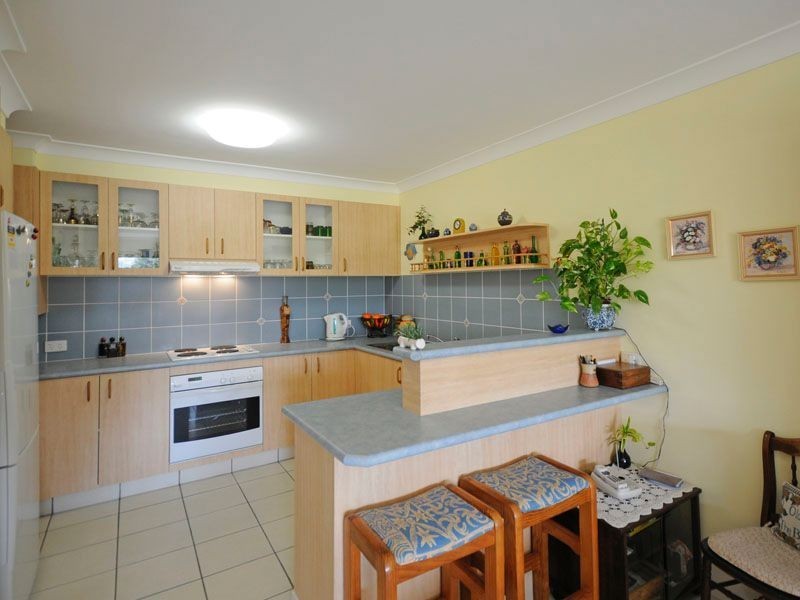 14/24 Chelsea Ave, Broadbeach QLD 4218