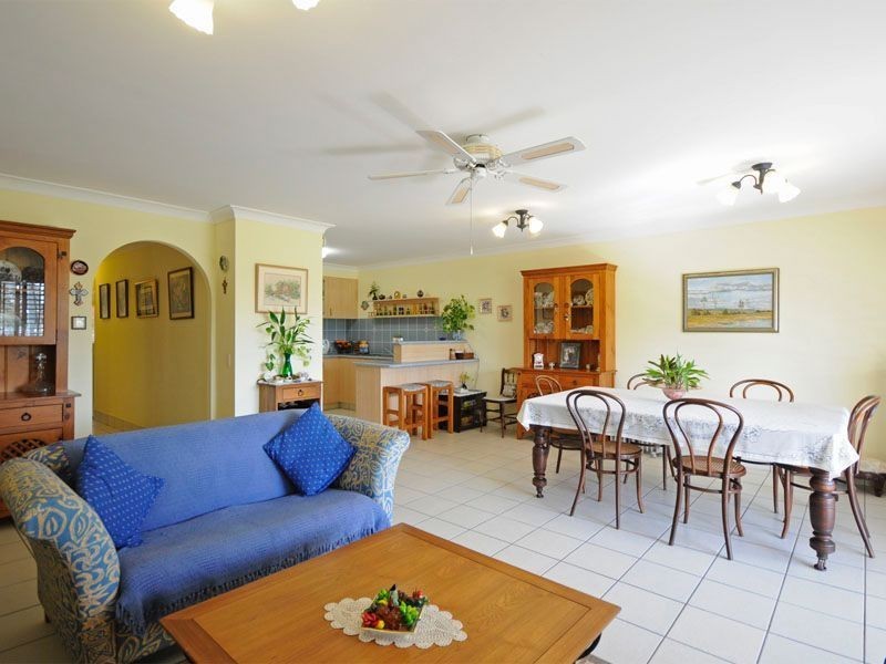 14/24 Chelsea Ave, Broadbeach QLD 4218