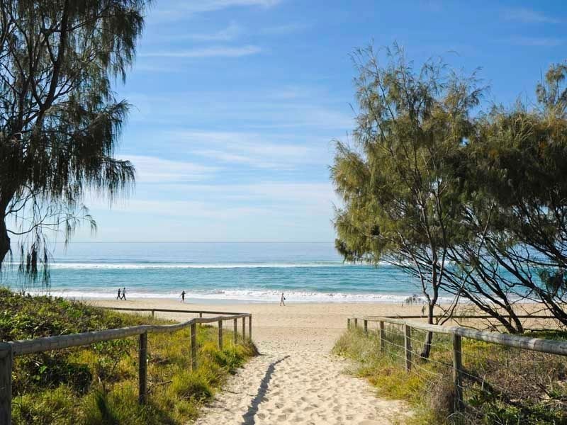 14/24 Chelsea Ave, Broadbeach QLD 4218