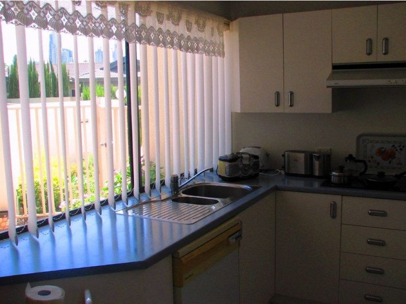 2/22 Vespa Crescent, Surfers Paradise QLD 4217