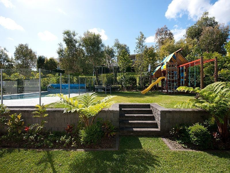 6004 The Boulevarde, Royal Pines, Benowa QLD 4217