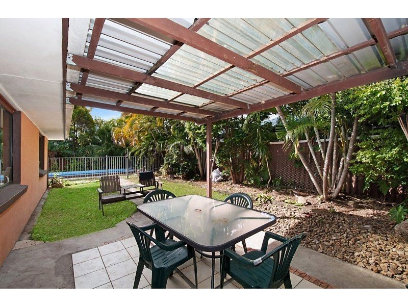 31 Allawah Street, Sorrento QLD 4217