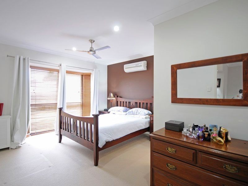 3 Stonewood Court, Molendinar QLD 4214