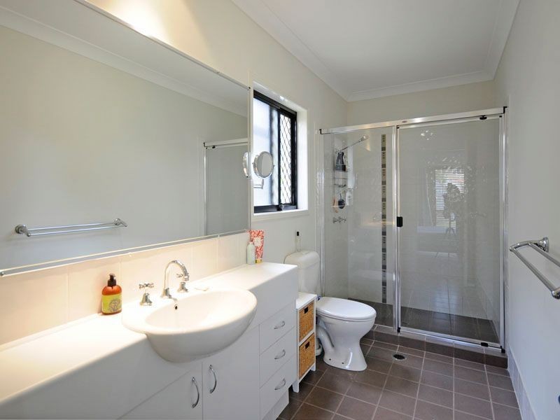 3 Stonewood Court, Molendinar QLD 4214