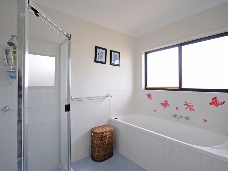 3 Stonewood Court, Molendinar QLD 4214