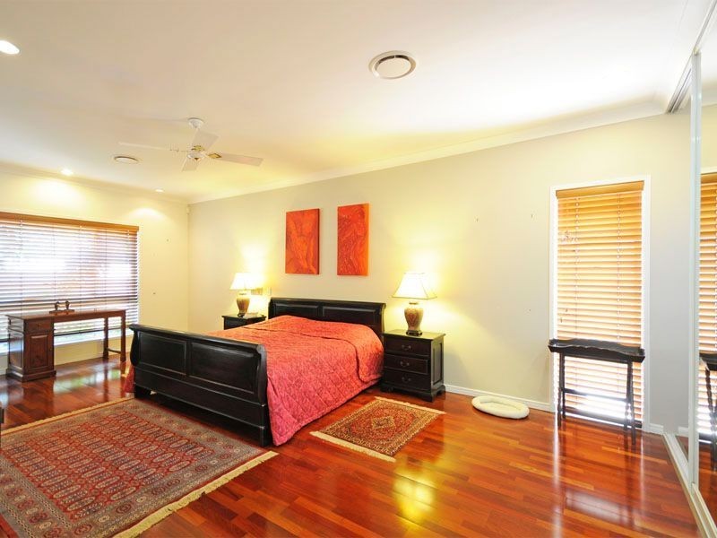 51 Charolais Crescent, Benowa Waters QLD 4217