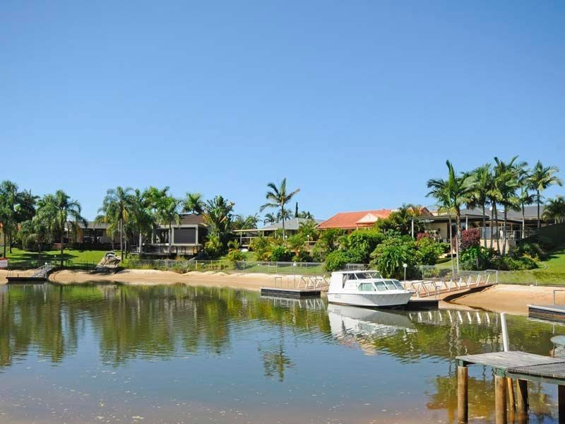 3 Braemer Court, Benowa Waters QLD 4217