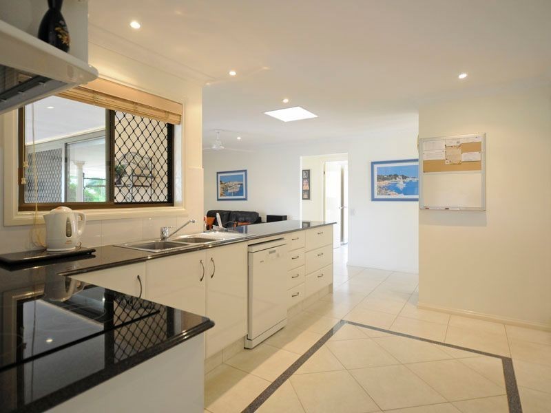 3 Braemer Court, Benowa Waters QLD 4217