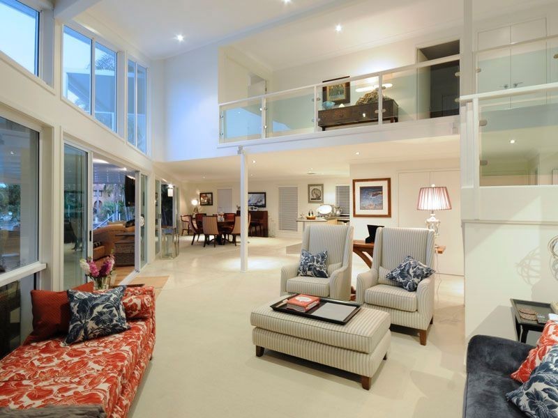 41 River Crescent, Broadbeach Waters QLD 4218