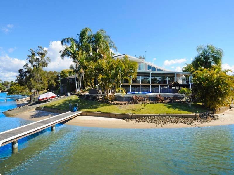 41 River Crescent, Broadbeach Waters QLD 4218