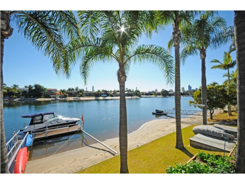 Broadbeach Waters QLD 4218