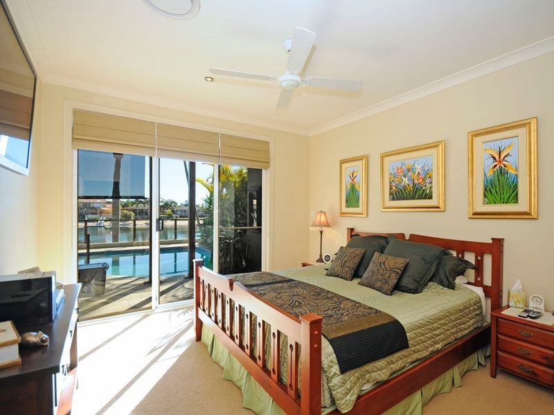 Broadbeach Waters QLD 4218
