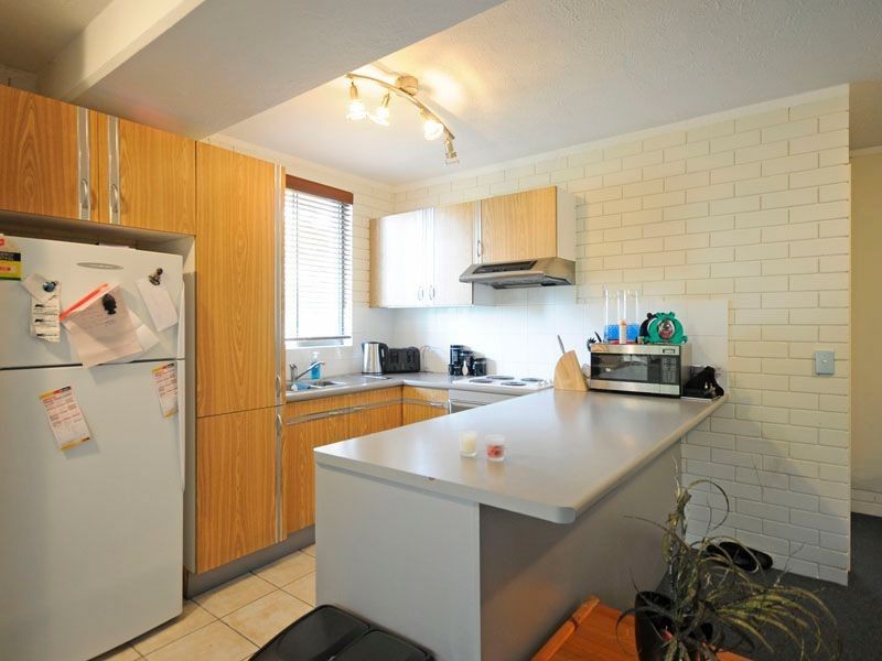 6/16 Markwell Ave, Surfers Paradise QLD 4217