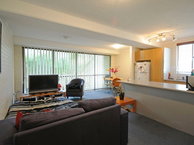 6/16 Markwell Ave, Surfers Paradise QLD 4217