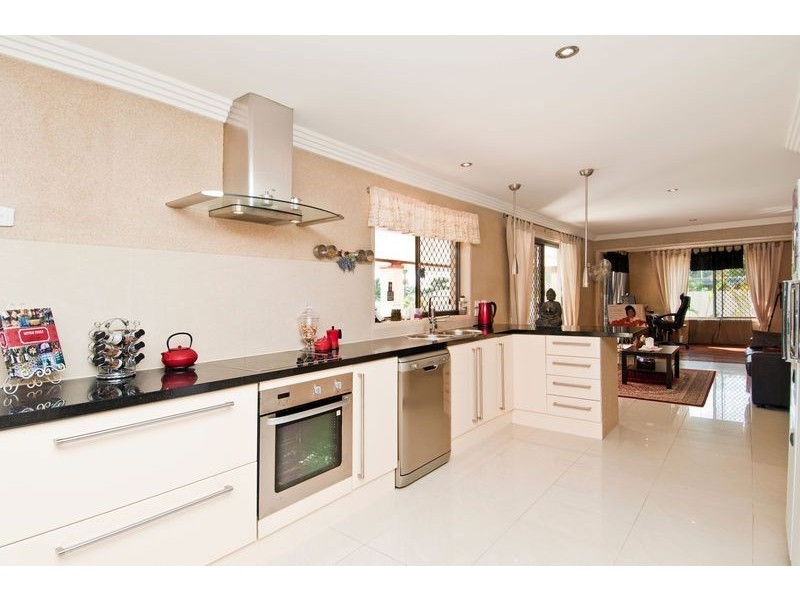 5 Willangee Court, Ashmore QLD 4214