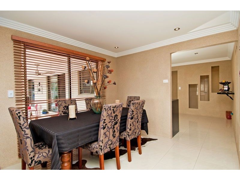 5 Willangee Court, Ashmore QLD 4214