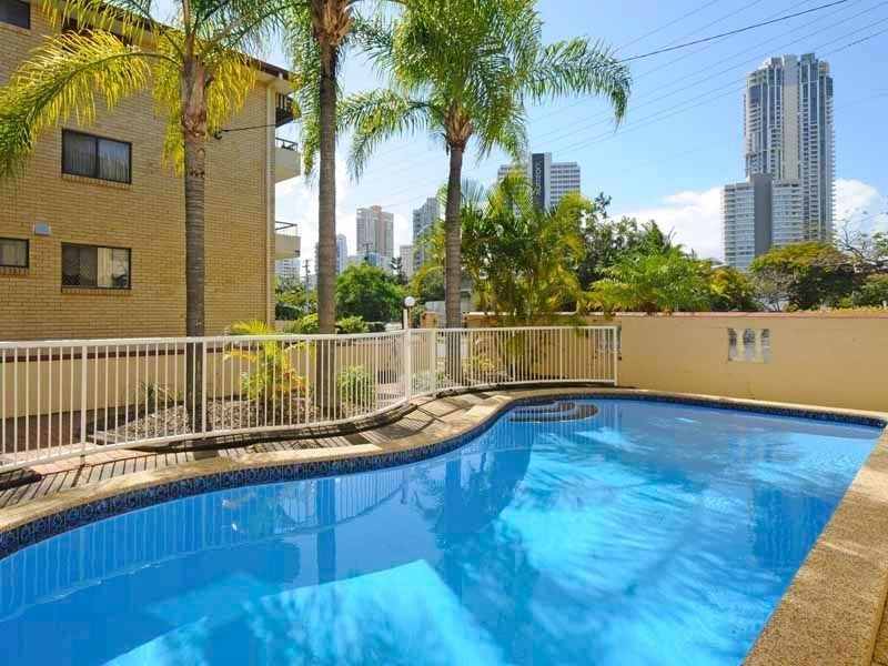 13/26 Stanhill Drive, Chevron Island QLD 4217